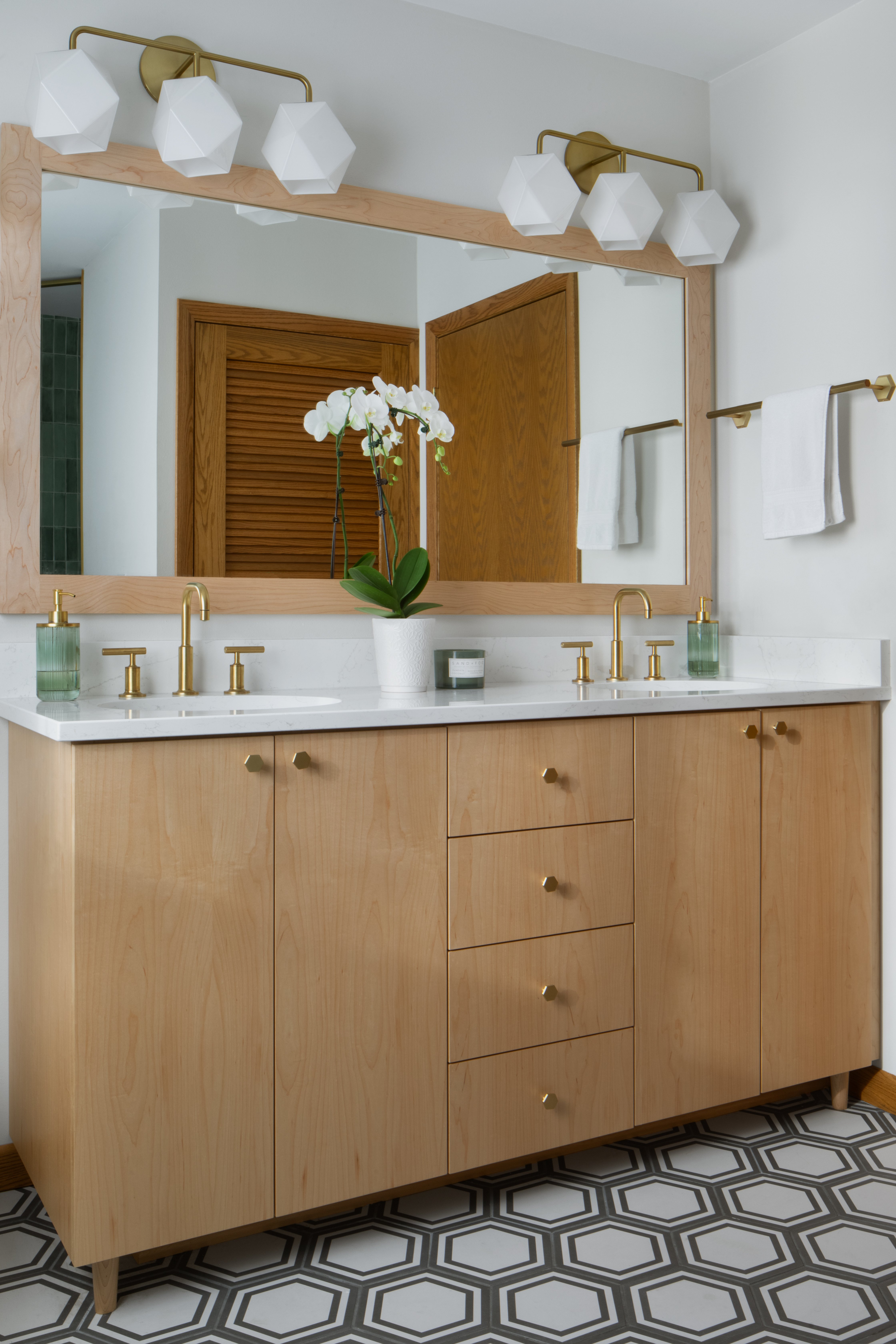 Holly_Rd_Bath_Wade_Designs_Ryan_Hainey_Photography_003