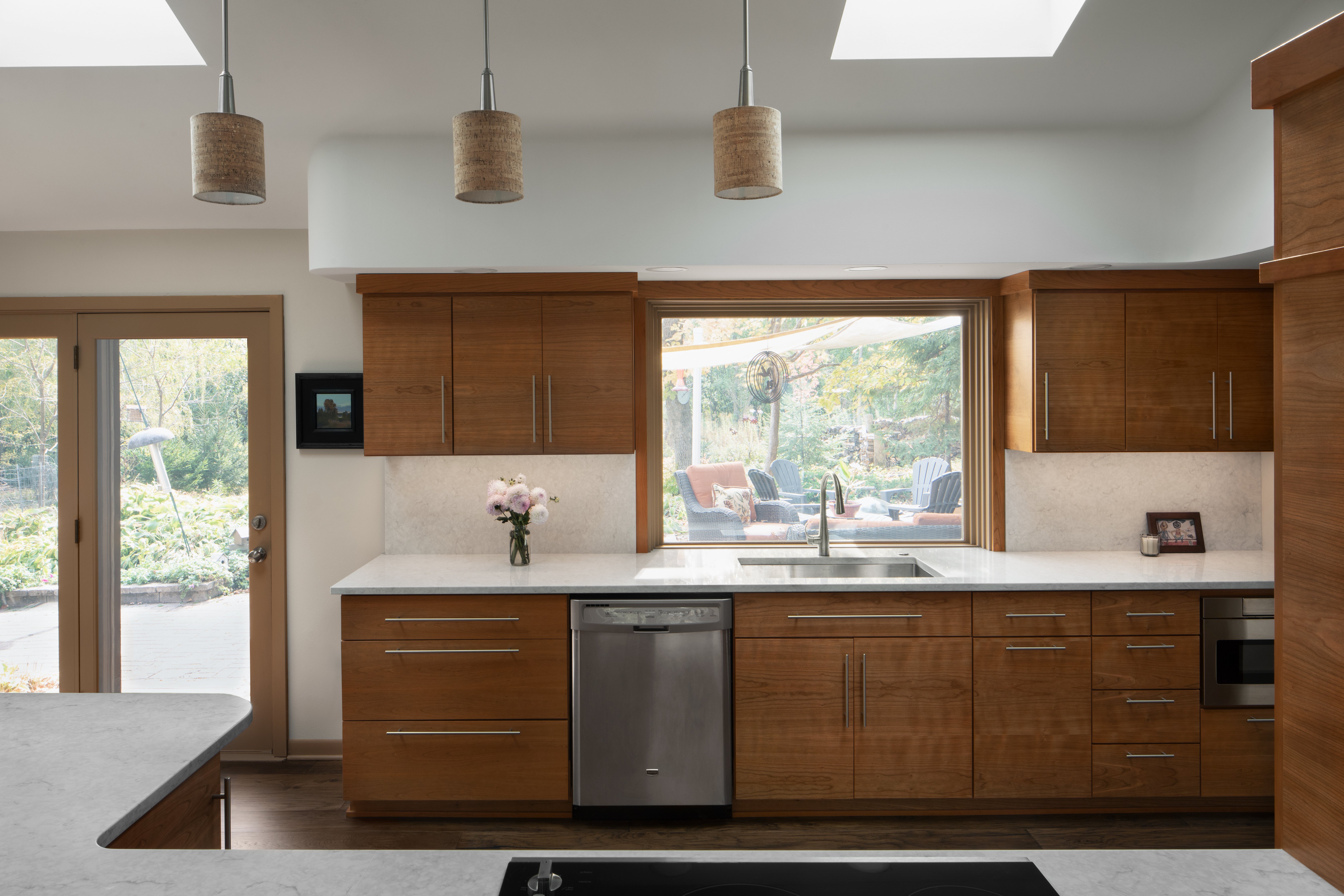 River_Road_Kitchen_Wade_Design_Ryan_Hainey_Photography_006